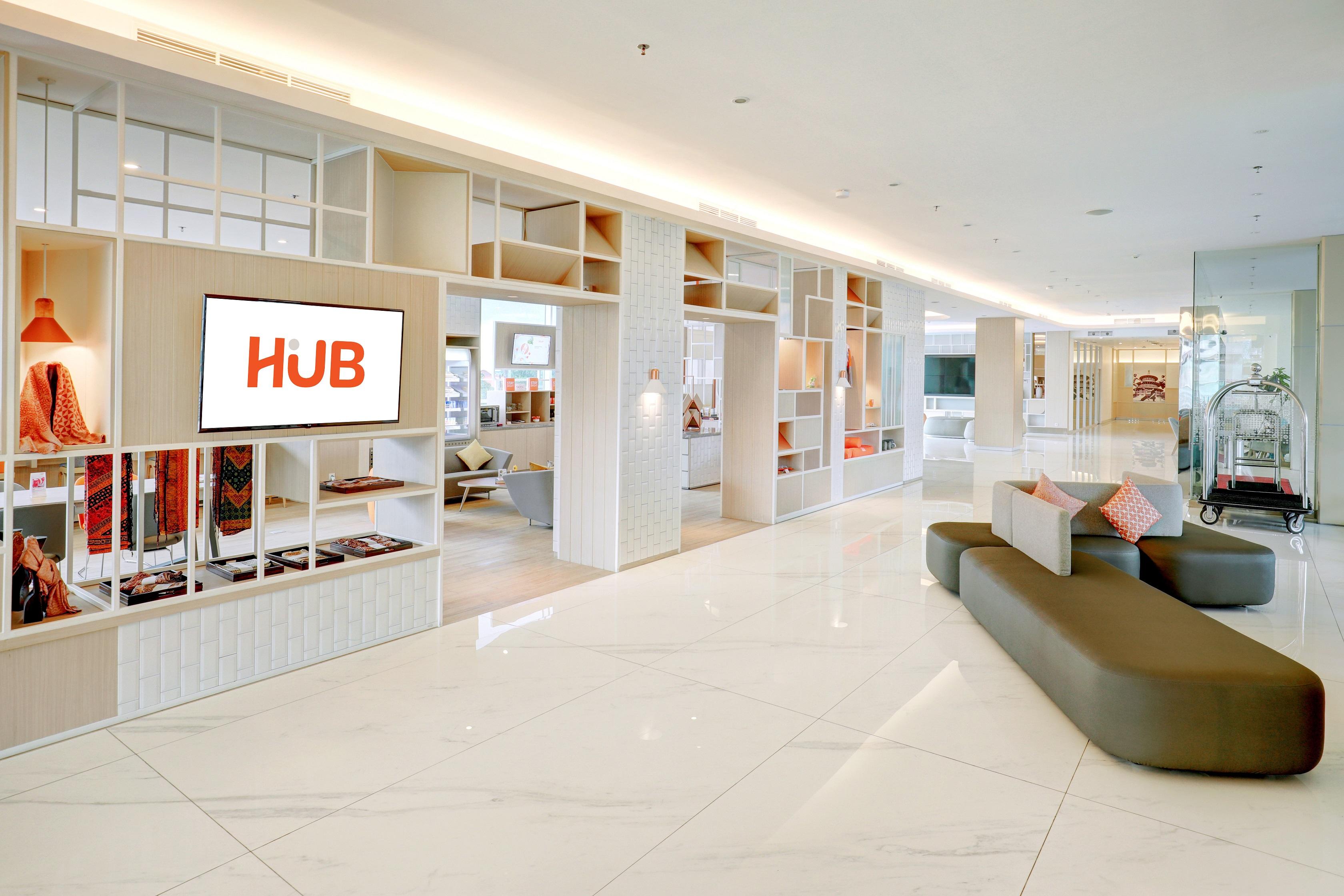 Harris Hotel & Conventions Bundaran Satelit Surabaya Exterior photo